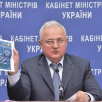 Анатолий Близнюк призвал к уважению сеья и сотрудников ЖКХ